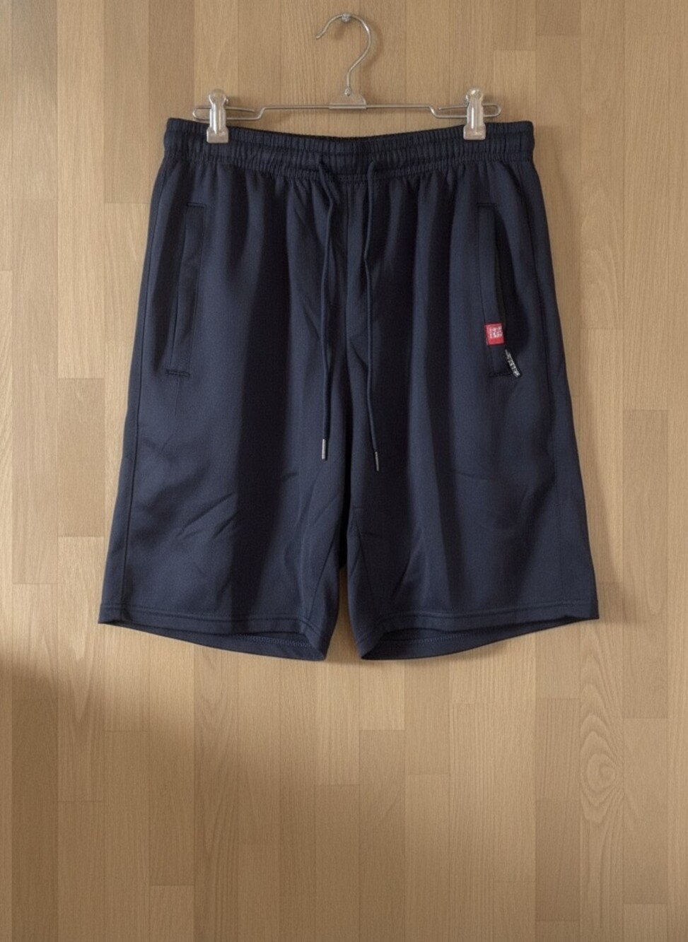 Neobroaden Navy Athletic Shorts L NWOT